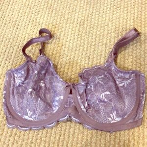 NEVER WORN - Wacoal lace bra 34DD